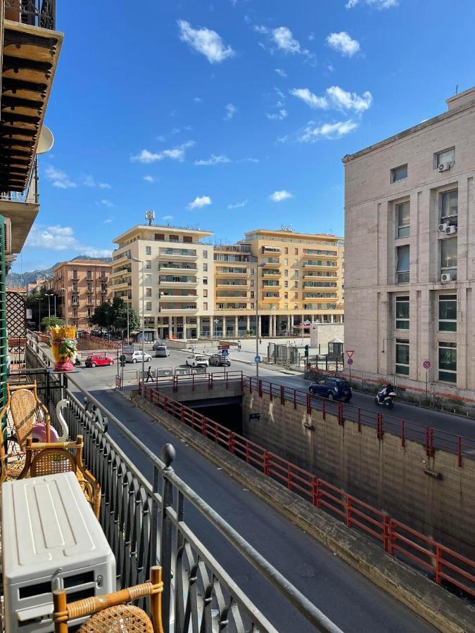 I Bastioni Apartment Palermo Bagian luar foto