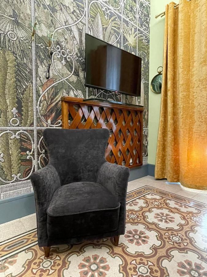 I Bastioni Apartment Palermo Bagian luar foto