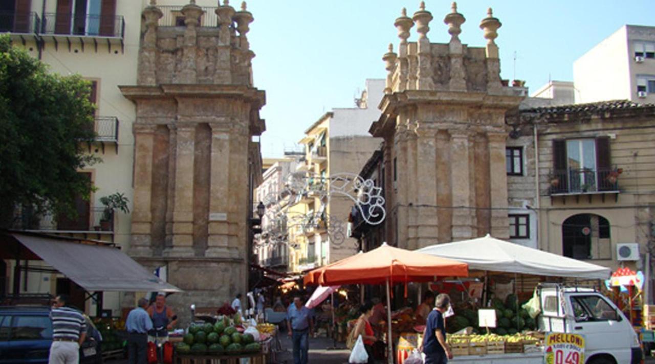 I Bastioni Apartment Palermo Bagian luar foto